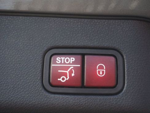 Used 2014 Mercedes-Benz ML 350 2WD w/ Premium 1 Package image 10