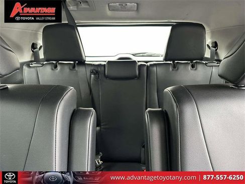 Certified 2020 Toyota Highlander XLE image 15