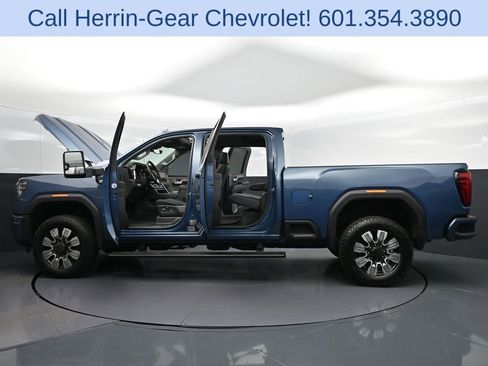 Used 2024 GMC Sierra 2500 Denali w/ Denali Reserve Package AWD/4WD image 51