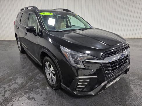 Used 2024 Subaru Ascent Premium w/ Convenience Package AWD/4WD image 2
