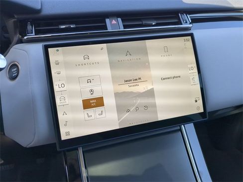 Used 2026 Land Rover Range Rover Velar S image 18