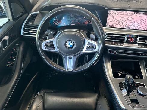 Used 2020 BMW X5 M50i w/ Premium Package image 15