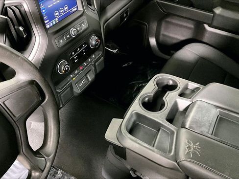 Used 2021 Chevrolet Silverado 1500 Custom image 17