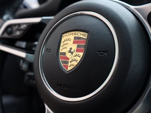 Used 2016 Porsche Macan S image 30