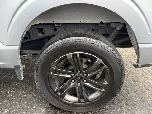 Used 2022 Ford F150 XLT w/ Equipment Group 302A High AWD/4WD image 6