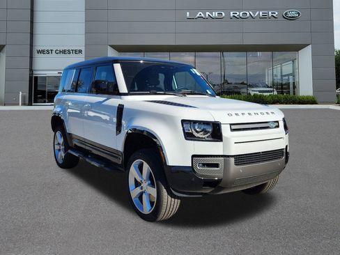 New 2025 Land Rover Defender 110 X-Dynamic SE image 2