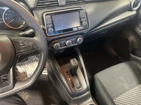Used 2024 Nissan Versa S w/ Trunk Package image 7
