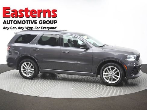 Used 2024 Dodge Durango GT RWD image 47