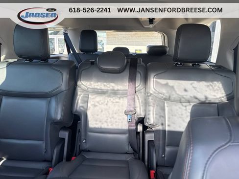 Used 2025 Ford Expedition Max Active AWD/4WD image 16