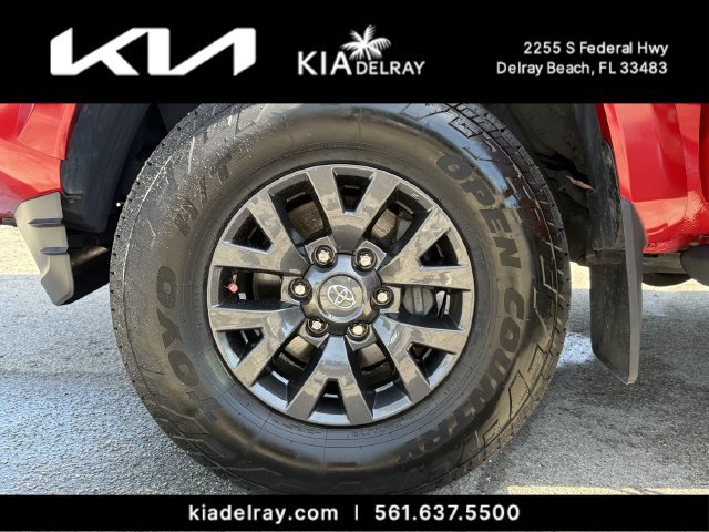 Used 2022 Toyota Tacoma SR5 w/ Technology Package RWD image 31