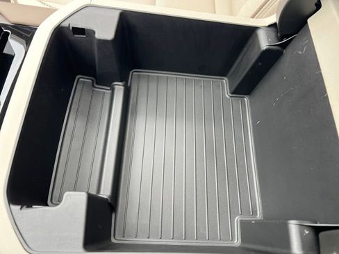 New 2026 GMC Yukon XL Denali w/ Sun & Power Step Package image 21