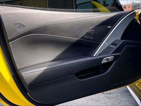 Used 2019 Chevrolet Corvette Stingray Convertible w/ 3LT Preferred Equipment Group image 22