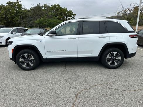 Used 2022 Jeep Grand Cherokee Limited 4xe AWD/4WD image 2