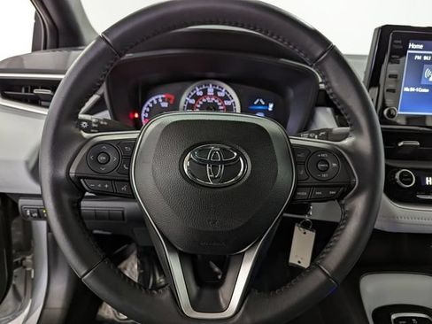 Used 2022 Toyota Corolla SE FWD image 11