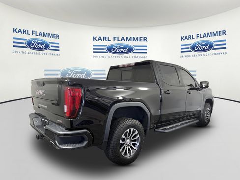 Used 2020 GMC Sierra 1500 AT4 w/ AT4 Premium Package AWD/4WD image 3