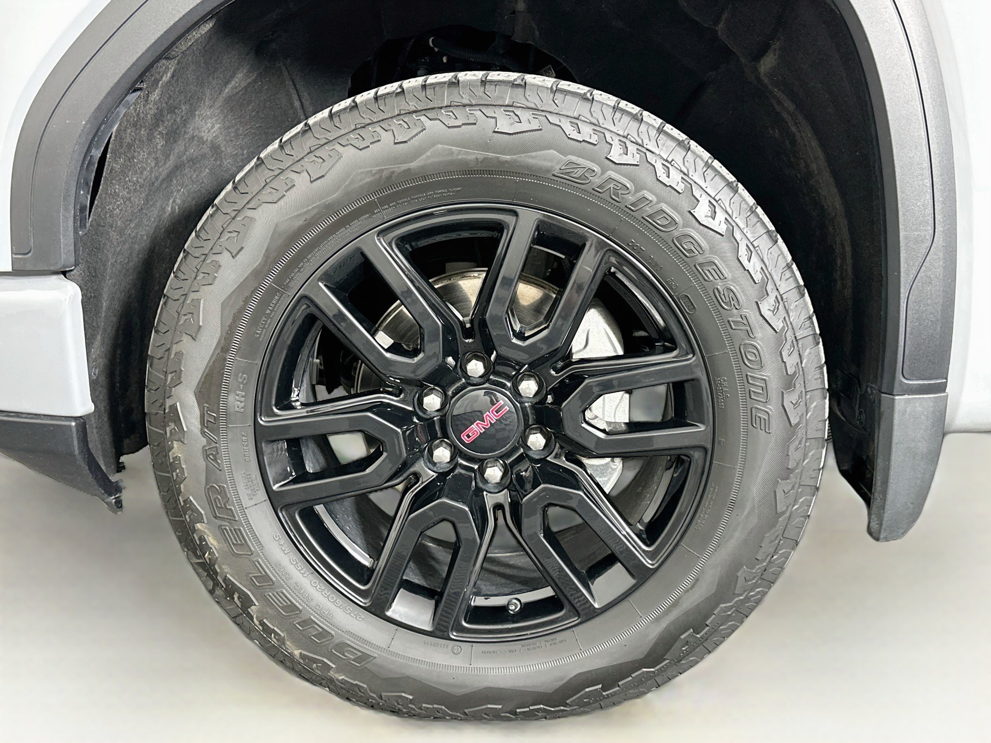Used 2024 GMC Sierra 1500 Elevation w/ Elevation Premium Package AWD/4WD image 11