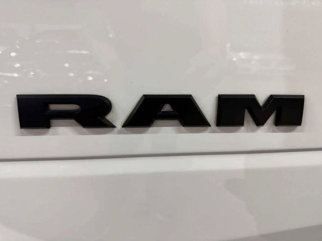 Used 2022 RAM 2500 Limited AWD/4WD image 14