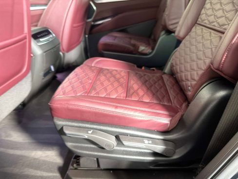 Used 2026 Cadillac Escalade Sport w/ Touring Package image 31