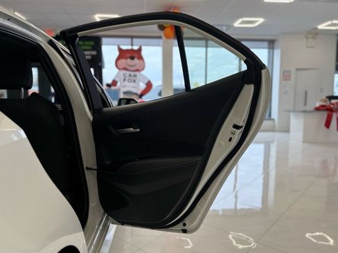 Used 2020 Toyota Corolla SE FWD image 38