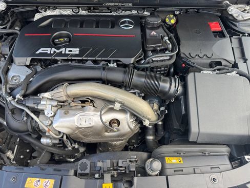 Used 2022 Mercedes-Benz GLB 35 AMG 4MATIC image 21