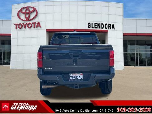 Certified 2024 Toyota Tacoma SR5 w/ SR5 Upgrade Package AWD/4WD image 9