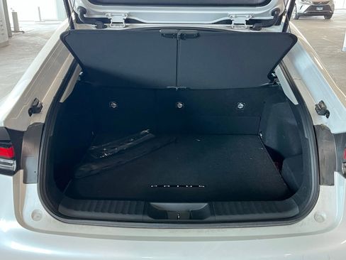 Used 2026 Toyota Prius XLE FWD image 10