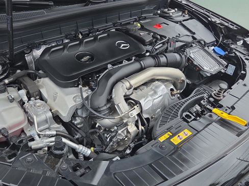 Used 2026 Mercedes-Benz GLB 250 image 20
