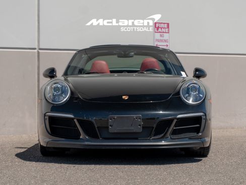 Used 2019 Porsche 911 Targa 4 GTS AWD/4WD image 10
