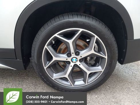 Used 2018 BMW X1 xDrive28i AWD/4WD image 29