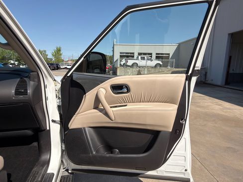 Used 2024 Nissan Armada SV w/ Cargo Package image 16