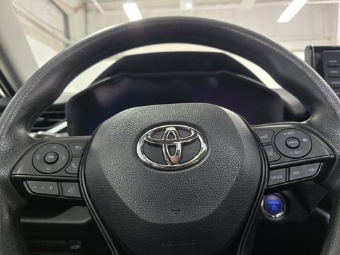 Certified 2022 Toyota RAV4 XLE w/ Convenience Package image 25