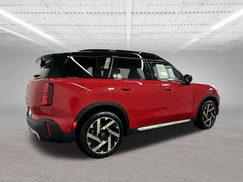 Certified 2025 MINI Cooper Countryman S w/ Comfort Package Max image 6