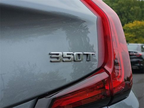 Used 2024 Cadillac XT4 Premium Luxury image 37