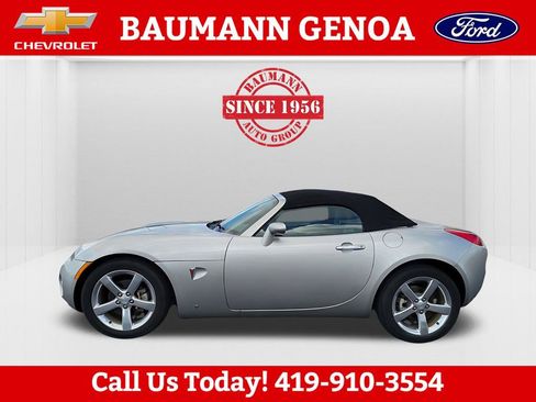 Used 2006 Pontiac Solstice Convertible w/ Premium Package image 12