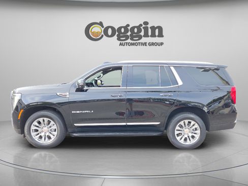 Used 2025 GMC Yukon Denali AWD/4WD image 2