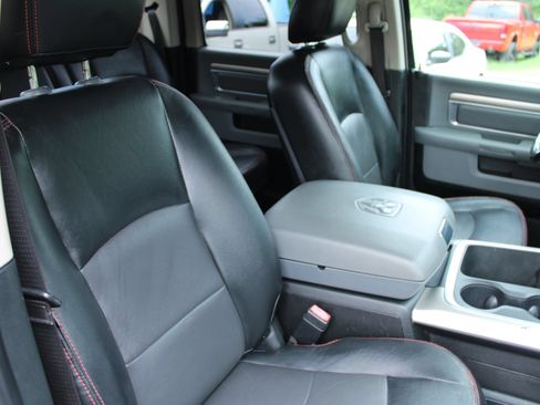 Used 2018 RAM 1500 Big Horn AWD/4WD image 24