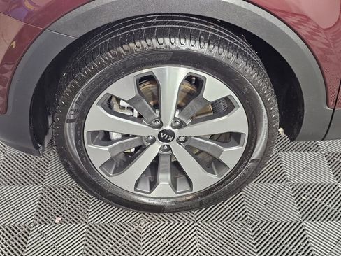 Used 2020 Kia Telluride S AWD/4WD image 11