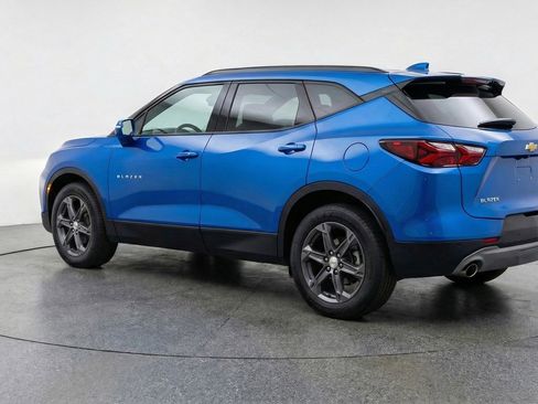 Used 2025 Chevrolet Blazer LT image 6