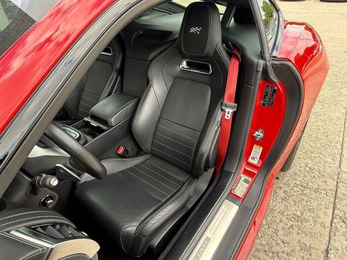 Used 2020 Jaguar F-TYPE Checkered Flag image 35