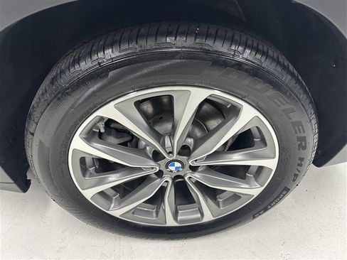 Used 2018 BMW X3 xDrive30i AWD/4WD image 16