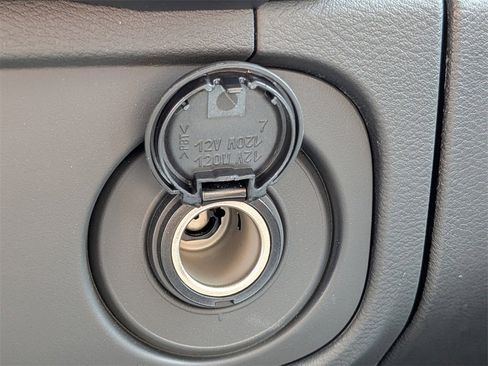 New 2025 Nissan Frontier SV image 29