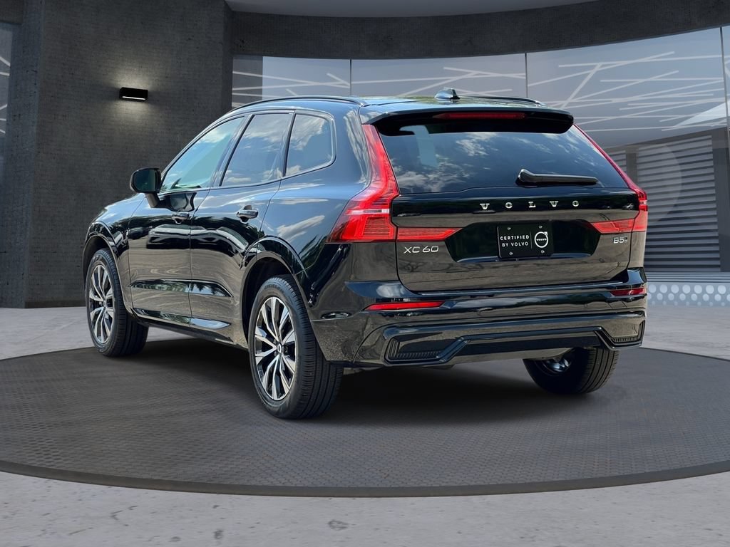 Used 2024 Volvo XC60 B5 Plus w/ Protection Package Premier AWD/4WD image 3