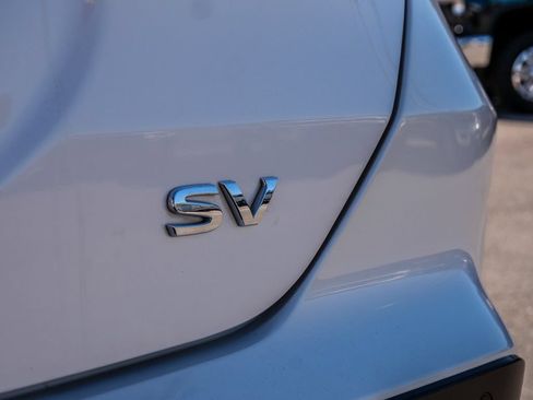 Used 2023 Nissan Kicks SV FWD image 11