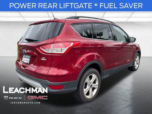 Used 2016 Ford Escape SE w/ Equipment Group 201A AWD/4WD image 3