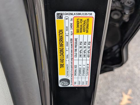 Used 2024 GMC Acadia Denali w/ Super Cruise Package image 42