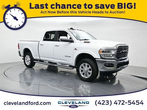 Used 2022 RAM 3500 Laramie AWD/4WD image 1