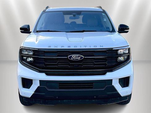 Used 2025 Ford Expedition Max Active image 3