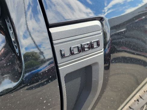 New 2025 Ford Maverick Lobo image 8