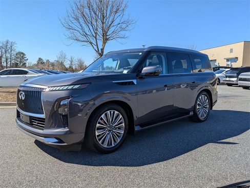 Used 2025 INFINITI QX80 Luxe w/ Cargo Package image 8
