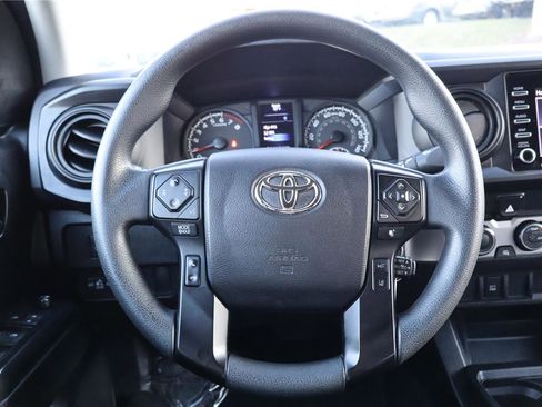 Used 2022 Toyota Tacoma SR image 15
